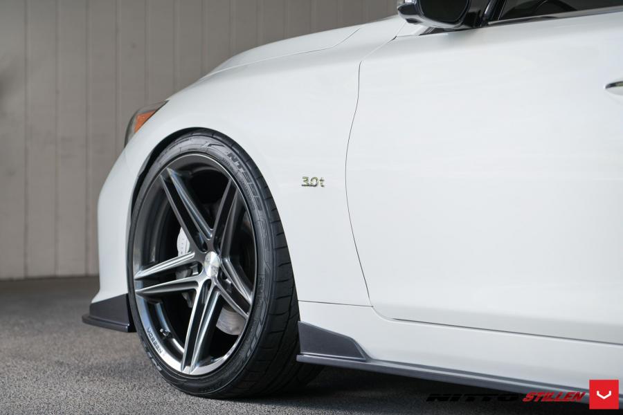  Infiniti Q50 on Vossen Wheels (VFS5) 2016 года  (фото 4 из 9)